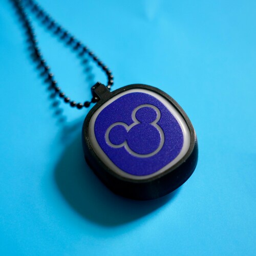 FLEXIBLE Magicband Plus Puck Holder for Smart Watch Band Ear Etsy