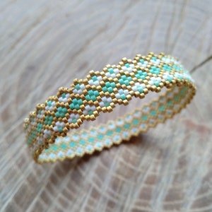 Bangle bracelet - Gold