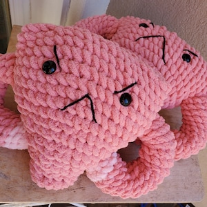 Angry Uterus Plushie with Pocket for Heating Pad, Crochet Plush, Uterus Plushie, Handmade Plushie, Plush, Stuffed Uterus