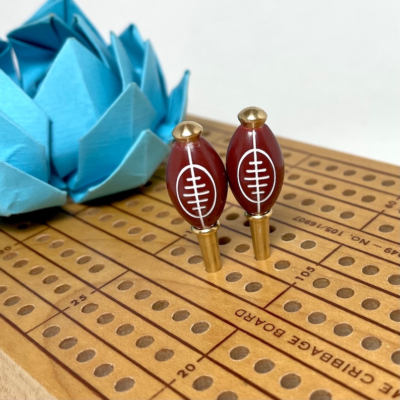 24 Clavijas De Madera Para Tablero De Cribbage – 3x0.6 Cm – Ajuste Para Agujeros De 0.32 Cm – Colores Variados