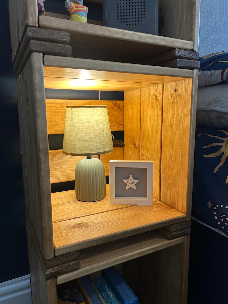 Reclaimed Wood Vinyl Record Storage Crate: Stackable LP Media Unit image 19