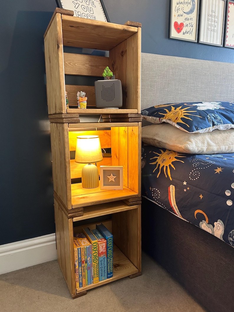 Reclaimed Wood Vinyl Record Storage Crate: Stackable LP Media Unit image 6