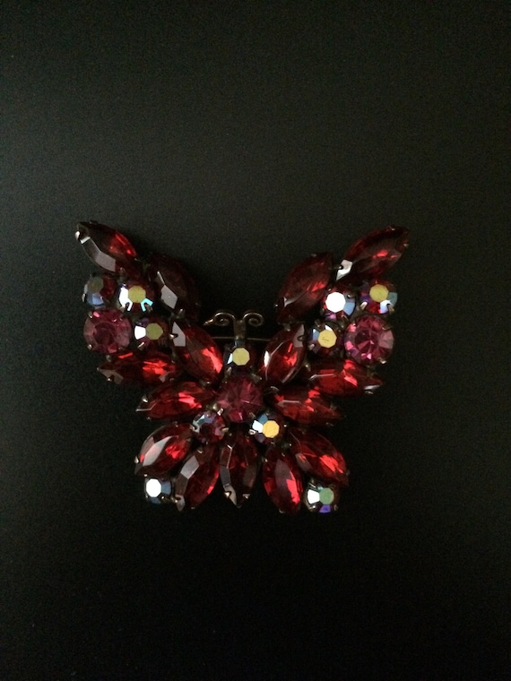 Weiss 1950's Butterfly Brooch Pin. Deep Red. Signe