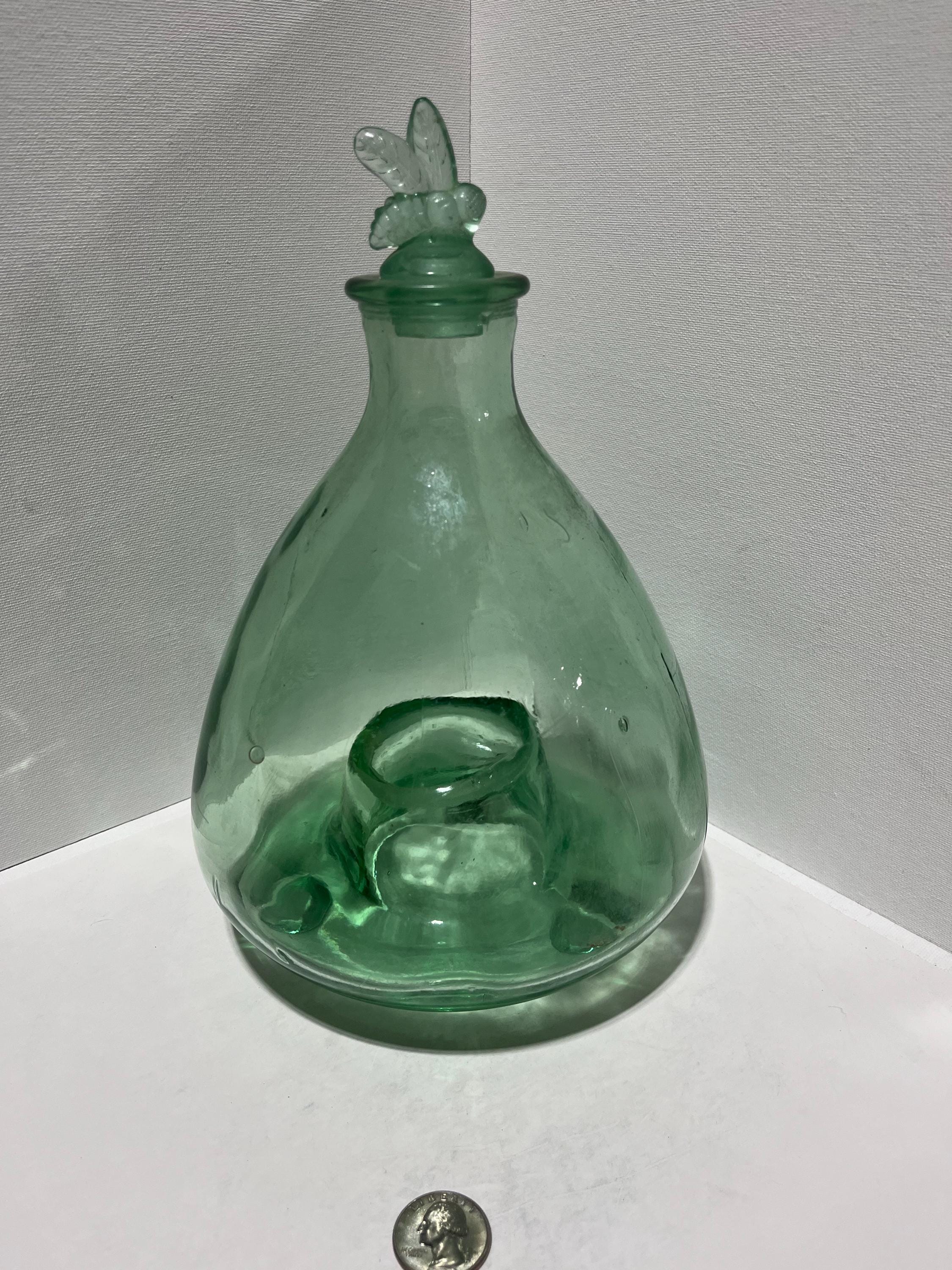 稀少ワンダーデコールイギリスアンティーク古いガラス虫取り瓶FlyTrapパープル Hand Blown Footed Fly Trap – Gardenheir