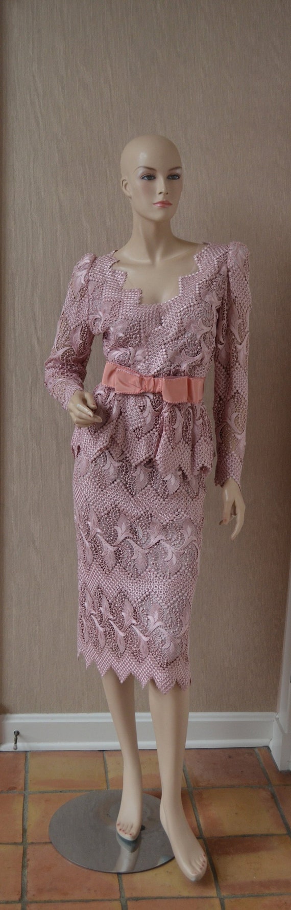 Vintage Pink 1940's Wedding Suit Dress 4 Pieces Crocheted Mauve Pink Lace Satin Peplum Custom Made Vintage Pink 1940's Wedding Suit Dress 4 Pieces Crocheted Mauve Pink Lace Satin Peplum Custom Made