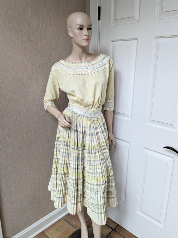 Patio Dress Western Silver Metallic Pale Yellow Ac