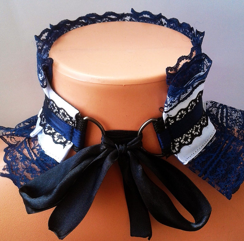 Ddlg Collar Blue Arrow Kitten Play Collar Navy /& white ruffled Victorian choker with big 30x40 brooch and red bow to tie BDSM
