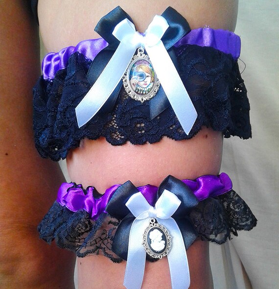 purple garter set