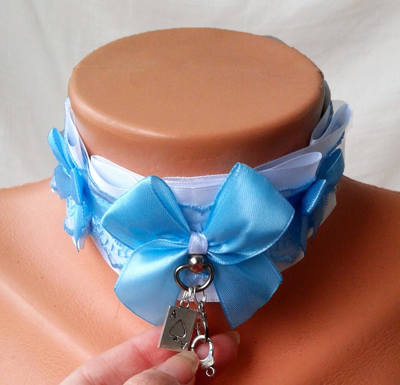 Alica in wonderland Cosplay Jewelry Bound Alice Kitten Play Collar Ace of spades Choker White and Blue Pleated Lace Kitten Play Collar
