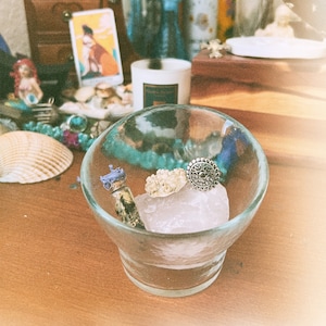 Vintage Small Glass Offering Bowl, Deity Offering Altar Bowl, Deity Offering Plate, Mini Jewelry Plate, Small Altar Plate, Goddess Offering