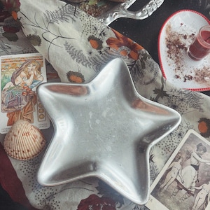 Vintage Star Shaped Offering Plate, Lunar Deity Altar Bowl, Deity Offering Plate, Goddess Selene Altar Bowl