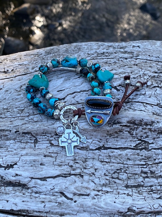 Genuine Turquoise Bracelet, Zuni Fetish Bears Bracelet, turquoise inlaid 925 silver button clasp, Spider Web Hubei turquoise, cross charm