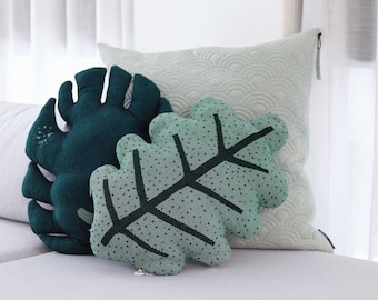 Leaf Throw Pillow Set, Decorative throw Pillows, TWO Pillows Set