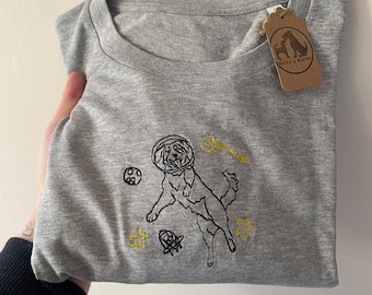 Perros Espaciales, Golden Retriever. Camiseta ecológica-perro astronauta. Regalos para amantes y dueños de perros. Perros Intergalácticos bordados. friki del espacio