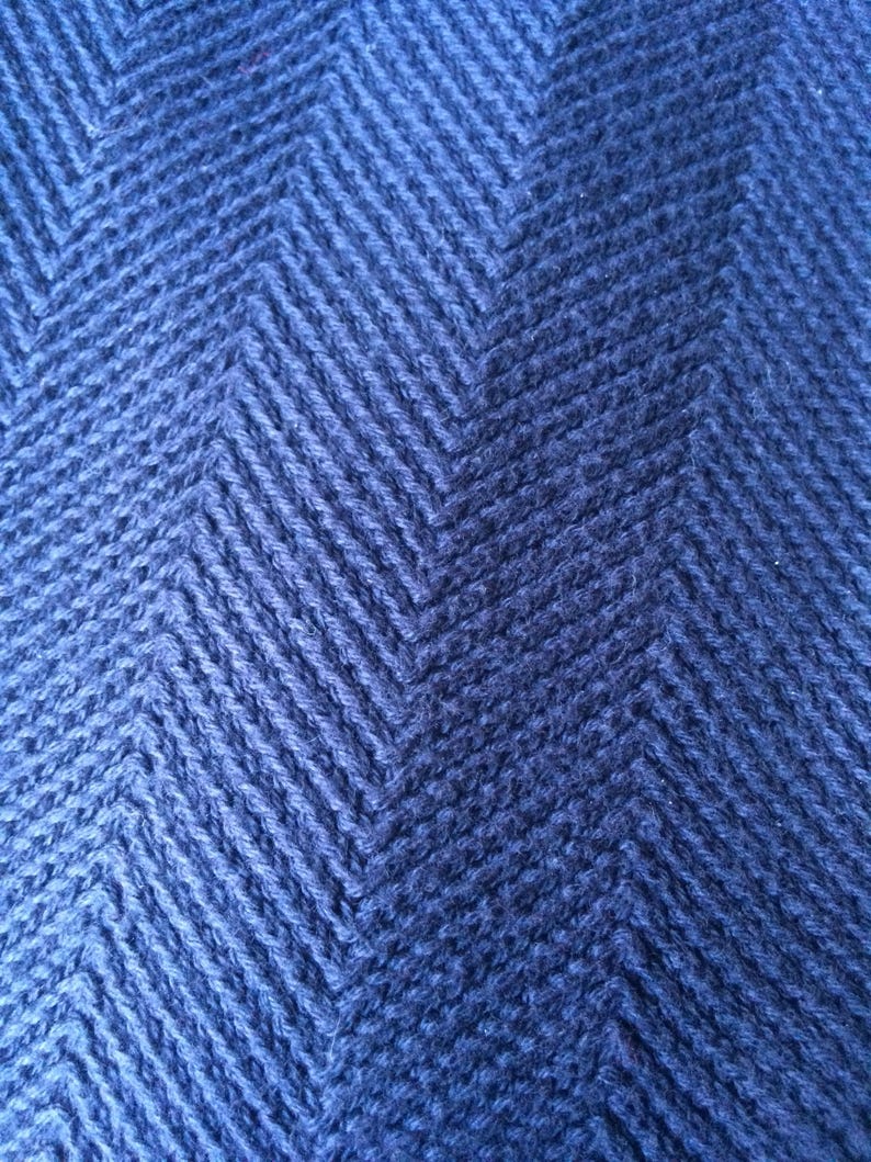 100/% Cotton Vintage 90/'s Blue Chaps crew neck pulloverSweater Made in Indonesia. Size Medium
