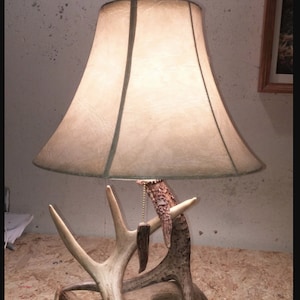 Deer Antler Table Lamp Rustic Furniture Antler Decor Shabby Chic Decor Deer Lighting Antler lighting