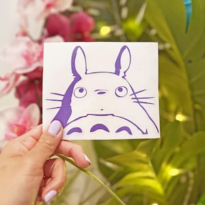 Totoro Thinking Peeker Anime Vinyl Decal // bumper, car decal, kawaii, cute stickers, japanese, ghibli, my neighbour totoro, japan