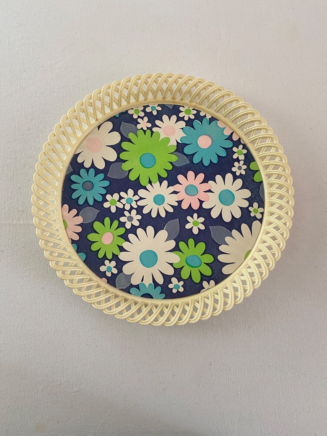 Vintage 60's Nevco Floral Round White Tray Coffee Table Etsy