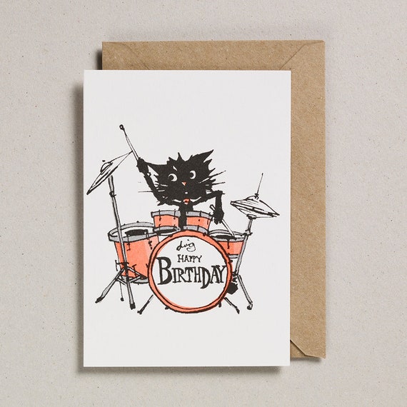 Hallmark Biglietto di auguri di compleanno in studio, con divertente disegno fotografico di gatto e torta