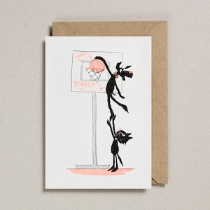 Carte d'anniversaire Basket Ball, risographe imprimée, illustrée par Rusty Studio.