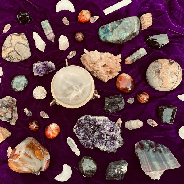 Crystal Mystery Kit ~ Crystal Confetti Witchcraft Collection ~ Healing Intuitive Crystals Stones Geode Amethyst selenite fluorite obsidian