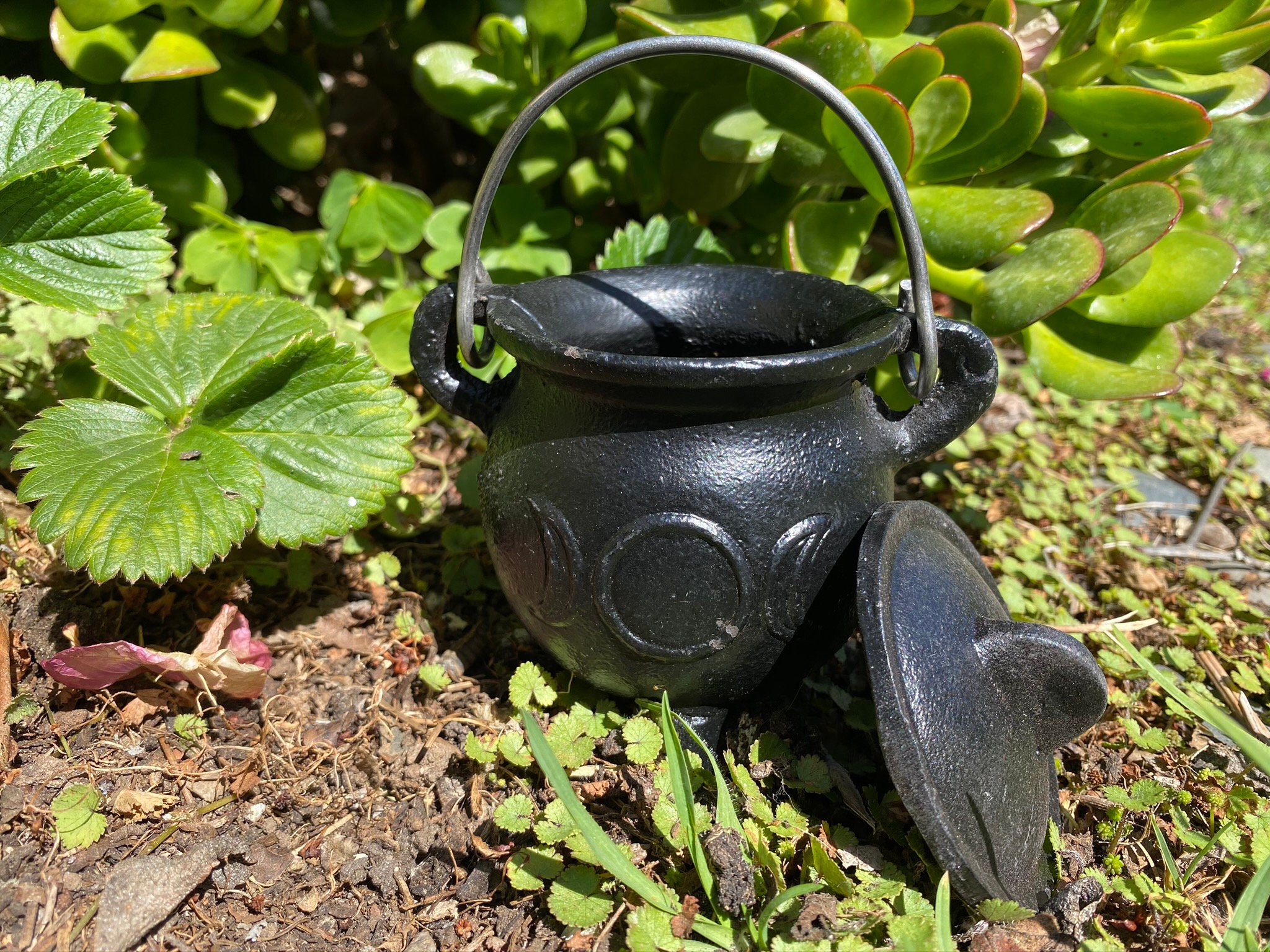 Cowboy Cauldron for sale compared to CraigsList Only 4 left at 65