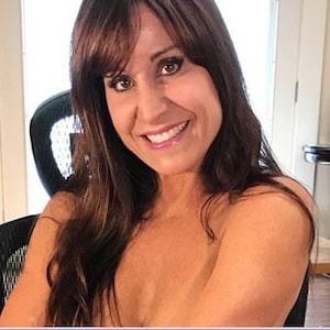 SHOUT-OUT, Personal Video Greeting from Farm Girl (no business or obscenity please)