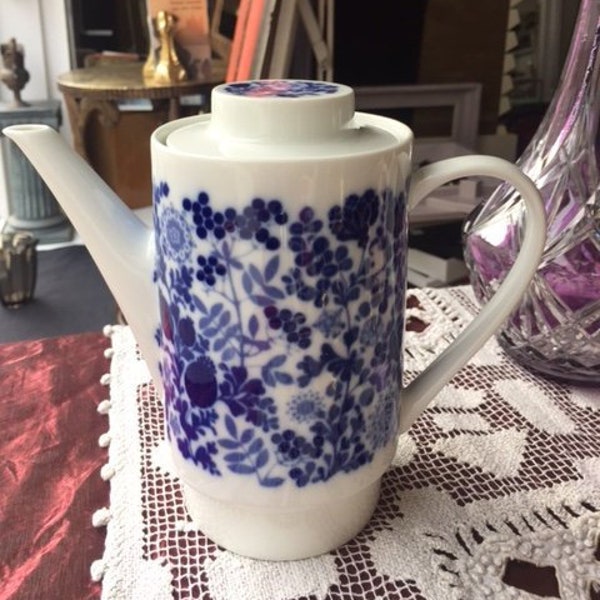 Vintage Melitta porcelain pour-over coffee maker
