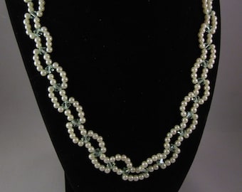 Peridot & Pearls Necklace