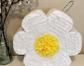Daisy Flower Pinata, Elegant Party Decor
