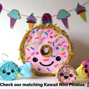 Bellas piñatas artesanales para fiestas de cumpleaños infantiles