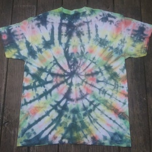 Spider Tie Dye Adult L image 1