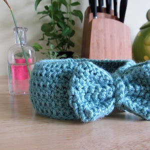 Hand Crochet Baby Bow Headband