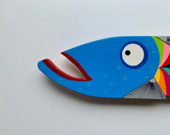 Far Out Fish Works ..Smiling Fish
