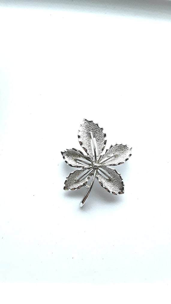 Leaf Brooch, Vintage Leaf Brooch, Silver Tone Vin… - image 1
