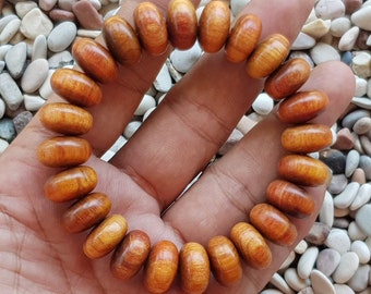 Lovely 15 MM Indonesian Raja Kayu Bracelet Translucent Beads Agathis Alba