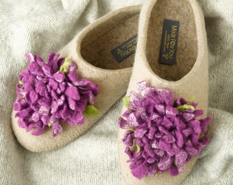 Pure natural Wool Felt Slippers: Handmade Purple Flower, Arch Support, non-slip rubber soles, lightweight