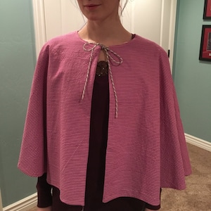 Pink Caplet, Short Cape, Cosplay Cape, Caplet, Medieval Short Cape, Renaissance Caplet