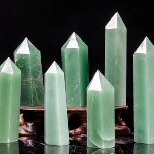 Green Aventurine Point/Aventurine Wand/Shiny Polished Aventurine Tower/Healing Crystal(30mm,40mm,50mm,60mm,70mm,80mm,90mm,100mm,150mm,200mm)