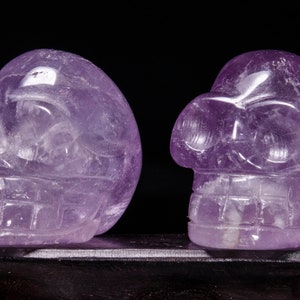 Teschio di ametista intagliato/Intaglio di pietre preziose/Teschi di quarzo/Teschio di cristallo/Teschio umano/Scultura/Teschio umano di quarzo/Rocce e minerali