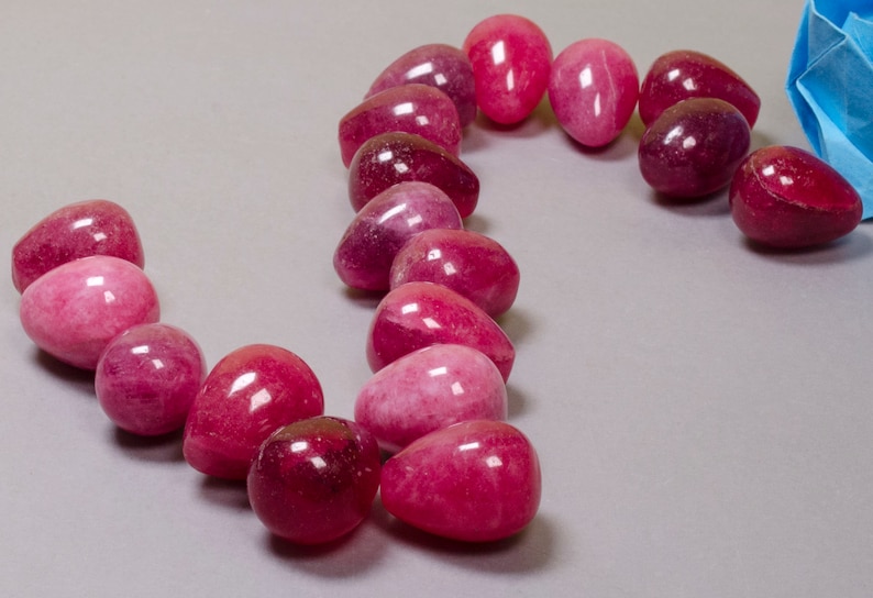 Wholesale Natural Small Red Jade Quartz Polished Gemstones Smooth Round Jewelry Making Loose Beads Pendant Necklace Ruby Bracelet Earrings