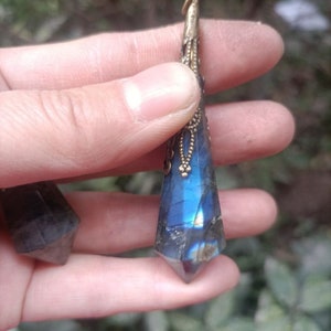 AAAAA Labradorite Quartz Pendulum/Dowsing Tool for Chakra/Reiki/Balancing/Meditation/Crystal Pendulum/Divination Tool/Pray to God/read photo image 5