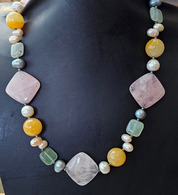 Vintage Natural Stone Beaded Necklace - Etsy display picture 2