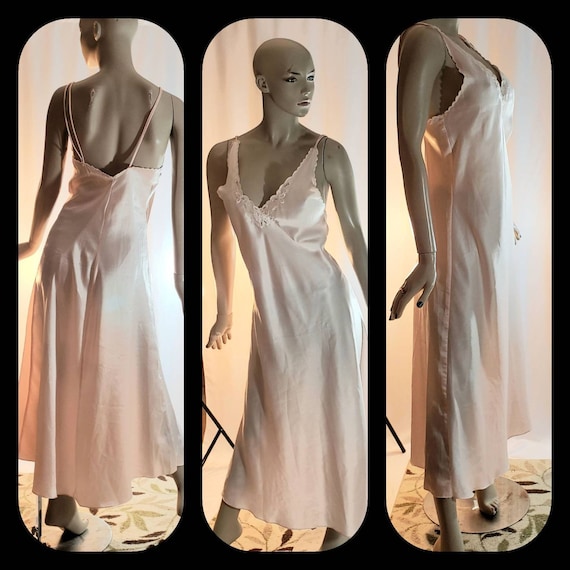Vanity Fair Nightgown Full Length