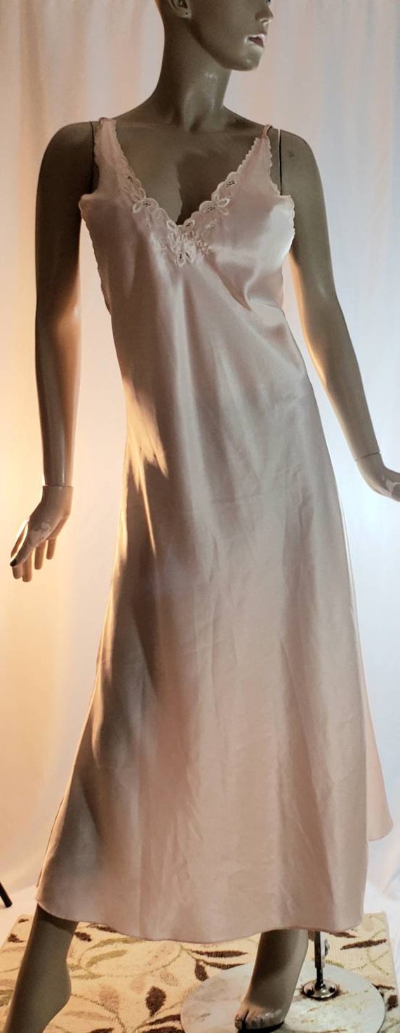 Vanity Fair Nightgown Full Length - image 2