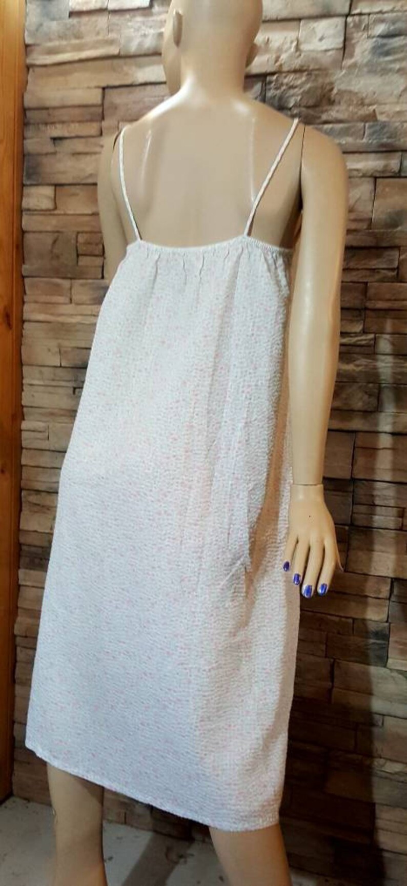 Nightgown and robeloose fit nightie set