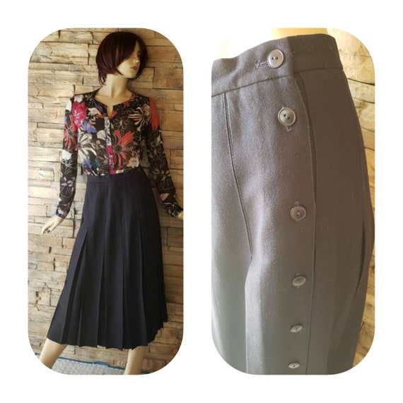 Navy blue pleated wool skirt