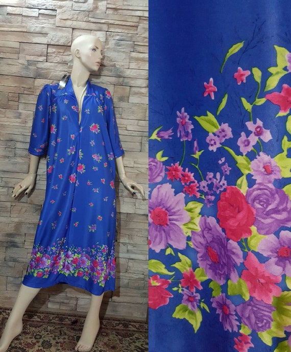 Vanity Fair floral robe/1980s unworn
