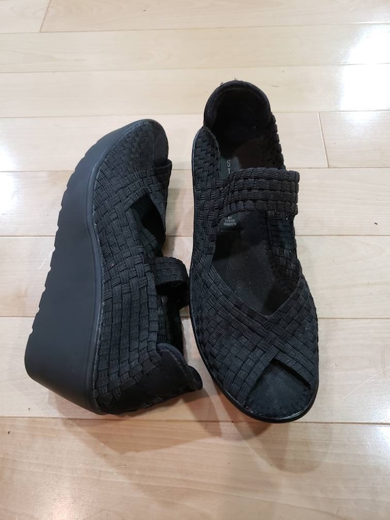 Black Steven Madden Platform Mary Janes shoes