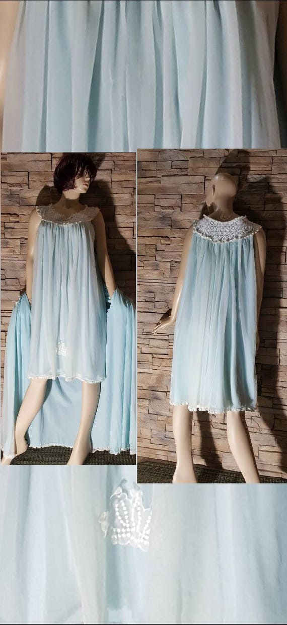 1960s Lounge Nightgown Robe Set